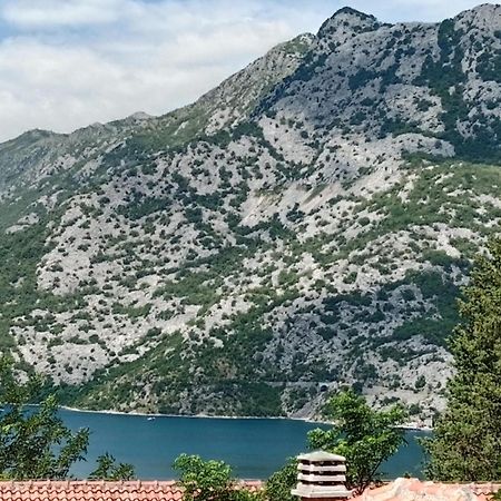 Rooms Banicevic Рисан Екстериор снимка