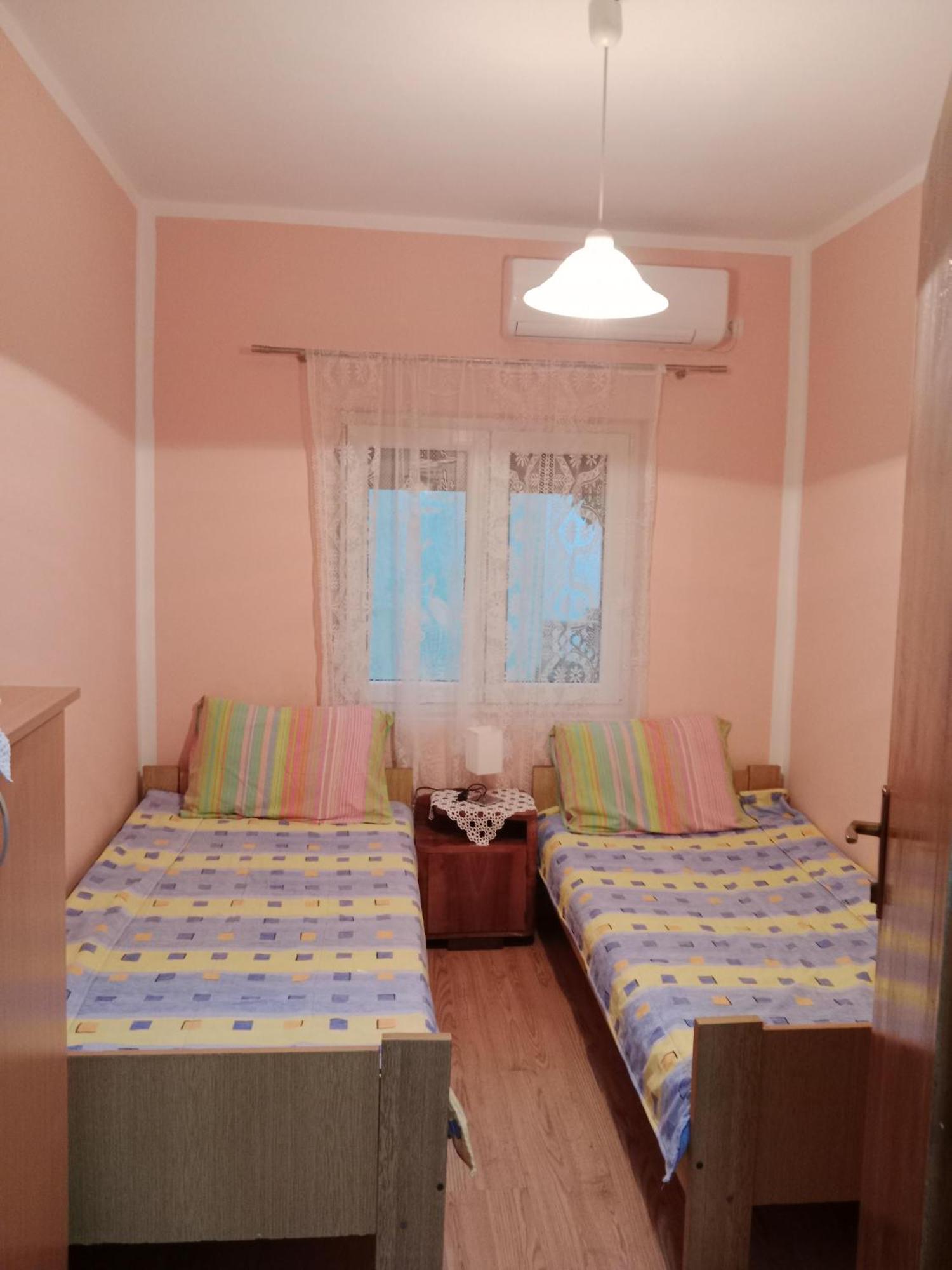 Rooms Banicevic Рисан Екстериор снимка