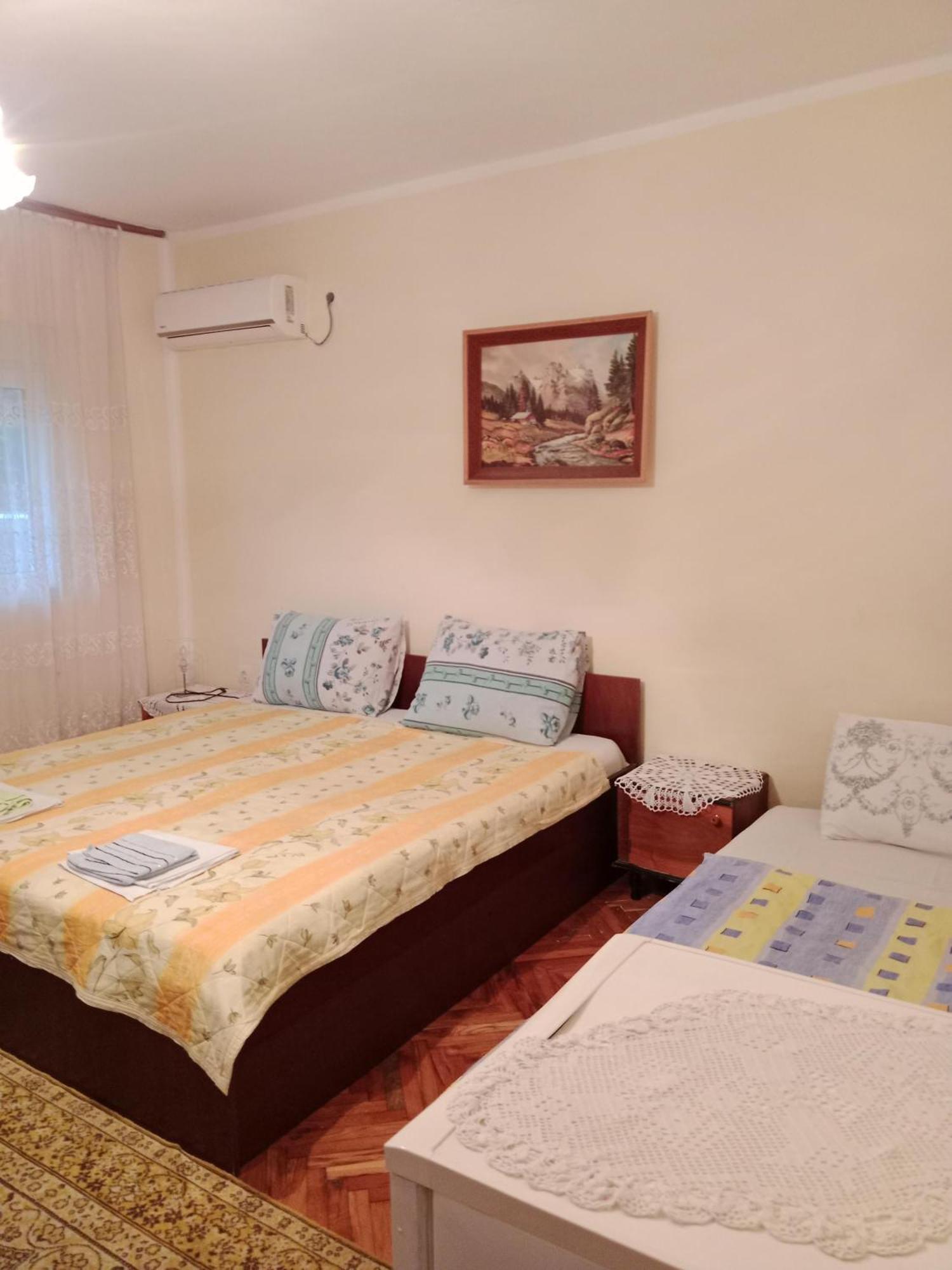 Rooms Banicevic Рисан Екстериор снимка